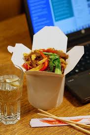 Anscheinend gibt es passagiere, denen das essen aus dem flugzeug richtig gut schmeckt. Wir Liefern Dir Dein Essen Ins Buro Nach Hause Oder Wohin Auch Immer Du Willst Jetzt Bestellen Www Nooch Ch Lebensmittel Essen Essen Asiatische Rezepte