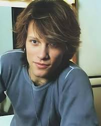 I believe that's Tom, the vocalist from Hipshot **