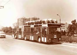 Arde cu flacără puțin luminoasă, cu degajare mare de căldură (8560 kcal/m 3). Tudor Vladimirescu Autobuzul Rocar Forum Aro Club Romania