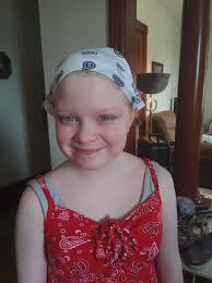 Albino girl discovers her beauty with makeup