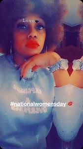 Instagram 用户 Donna Rhone