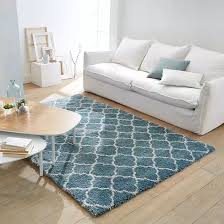 Voir tous les conseils décoration. Comment Nettoyer Un Tapis 7 Astuces De Grand Mere Blog Diy Nettoyer Tapis Rug Tapis Bleu