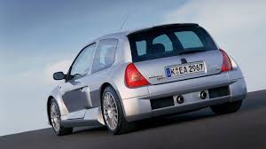 See below for individual trim level specifications. 20 Years Of Renault Sport Clio V6 Secret Classics