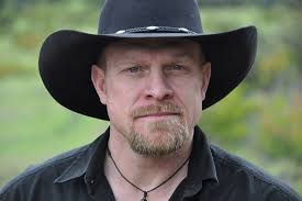 Game hunter takes aim at Mantracker