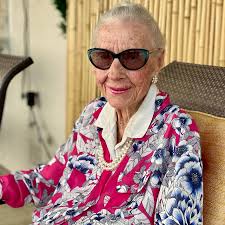 La Jolla centenarian Gini Kebeck Clark's secret: 'Do something you love  every day'