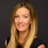 60+ perfiles de «Carly»