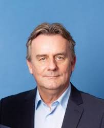 Euronics beruft Vorstand Michael Rook ab