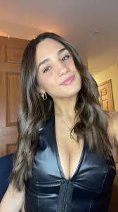 Glenda Nagel's Instagram, Twitter & Facebook