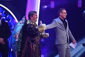 Der sieger der vierten staffel ist der dinosaurier. D8xktx4eocmttm