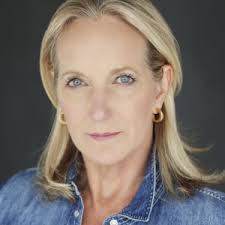 Kristin Henderson's Instagram, Twitter & Facebook