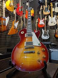 Moving on to the les paul, this is a fine guitar of its type with a clear but meaty sound, plenty of tonal range and a nice balance between the pickups. Gibson Les Paul Standard 50s Heritage Cherry Sunburst Guitar Les Paul Standard Les Paul Gibson Les Paul