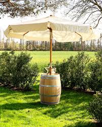 Weinfass Als Sonnenschirm Stander Weinfass Garten Weinfass Weinfass Deko