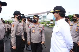 Bersama dengan yansen tipa padan, zainal akan memimpin provinsi kalimantan utara. Kapolda Kaltara Lepas Keberangkatan 408 Siswa Diktuk Bintara Polri Kaltarabisnis Co