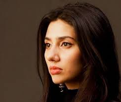 6 Iconic Fashion Moments in Pakistan's Entertainment History & How You Can  Recreate Them