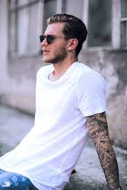 Loris Karius German Footballer Loris Sven Karius Is A German Professional Footballer Who Plays As A Goalkeeper For Premier League Futbolcular Unluler Fotograf