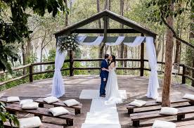 Top Outdoor Wedding Venues: Brisbane - Onstage Entertainment
