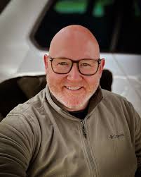 Daniel Wick (@daniel.hueggelwick) • Threads, Say more