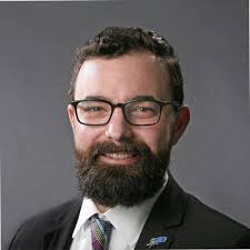 Happy to share I'll be serving as Executive Director of the CCSD Education  Foundation, an initiative expanding public education opportunities in the  Lowcountry. https://shorturl.at/ILVhW