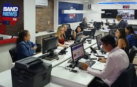 Assistir band news ao vivo. Band News Fm Goiania Ganha Destaque Com Producao Jornalistica Local Aredacao