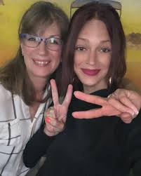 Lori Ryan (@lori.t.ryan) • Instagram photos and videos