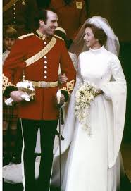 Mark Phillips And Princess Anne Wedding Day The Bride S Sleeves Have Dramatic Trumpet S Princess Anne Wedding Dress Princess Anne Wedding Royal Wedding Dress