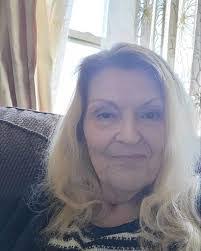 Catherine Shirley's Instagram, Twitter & Facebook