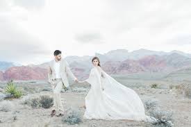 99% of brazilians use cheap cell phones to take their pictures. Fine Art Photography Vancouver Beige Weddings