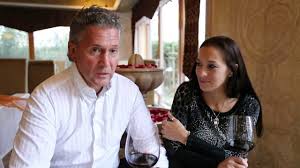 Csenge kimondta ki akar lépni édesanyja árnyékából. Fesus Nelly Es Parjanak Meses Pihenese Egerszalokon Youtube