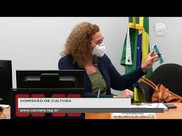 Mario frias anda armado, grita e assusta funcionários da cultura : Deputada Comunista Acusa Mario Frias De Trabalhar Armado E E Surpreendida Por Resposta De Ministro Veja O Video
