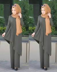 Comment Porter Le Voile Quand On Est Petite Style Hijab Mode Petite Conseilenimage Muslimah Fashion Outfits Muslim Fashion Outfits Modest Fashion Hijab