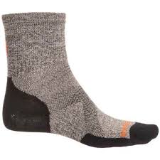Feetures Elite Max Cushion Tab Socks For Men And Women