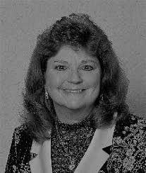 Alice Whitlatch's Instagram, Twitter & Facebook