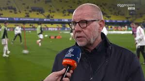 Fred Grim onthult waarom hij Sean Steur na 5 basisplekken op rij ineens op de bank zet bij Ajax