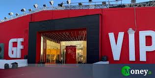 Il grande fratello vip 5 2020 è iniziato e, come per le passate edizioni, è possibile seguire la diretta h24 della casa più spiata d'italia. Grande Fratello Vip 5 2020 Canale Diretta H24 Do Mediaset Extra Bfn It