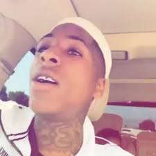 His discography includes life before fame (2015), mind of a menace. Rapper Nba Youngboy Is Now Muslim He S Making His Girlfriend Wear A Burkha Mto News