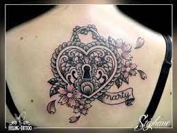 Tatouage Coeur Signification Et 49 Beaux Dessins Pour Un Tattoo Lace Tattoo Tattoos Mandala Tattoo