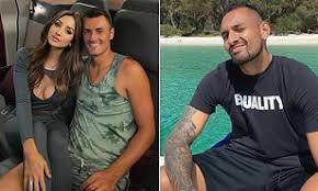 Bernard tomic y vanessa sierra son una de las parejas del momento, y han querido compartir su día a día en las redes sociales. Vanessa Sierra Hits Back At Nick Kyrgios Who Slammed Her And Her Boyfriend Bernard Tomic Daily Mail Online