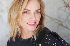 Amber Valletta - Beauty - Into The ...