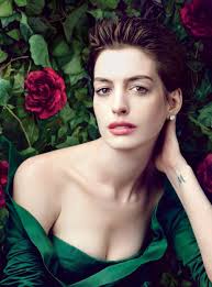 Thói quen giúp Anne Hathaway giữ dáng ở tuổi 42