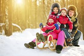 And multiple layers equals different looks throughout the shoot. Outdoor Winter Family Photoshoot Ideas Family