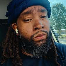 What an episode… When Belle looked into the camera at the end, letting  abused people know they can get help. Well done Emmerdale …. Excellent  acting and script writing.