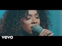 Maranata avivah feat fernanda madaloni. Deus Emanuel Gabriela Gomes Letras Com