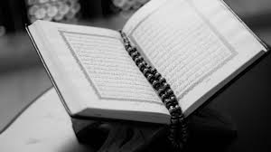 Rumahnya tidak akan dimasuki setan. Inilah Alasan Kenapa Al Fatihah Menjadi Surat Pembuka Dalam Al Quran Kumparan Com