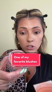 I love @jaclyncosmetics so much and the blushes are a dream!!!!! 😍😍😍😍  The one Im using in this video is LOVERBOY 🌟