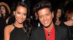So much love and respect for jessica & bruno. Bruno Mars Model Girlfriend Jessica Caban Keep Things Real Celebrity Couples Celebrity Siblings