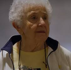 Geraldine Strauss's Instagram, Twitter & Facebook