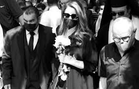Jul 15, 2021 · αποκλειστικά gossip news και τα τελευταία νέα σχετικά με την ελληνική και ξένη showbiz και τους celebrities. D8tirpvcqlld M