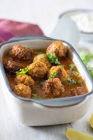 Lauki Kofta Curry Is Tomato Based Vegetarian Curry From Indian Cuisine Lauki Kofta Made With Bottle Gourd And Gram Flou Curry Recipes Lauki Kofta Kofta Recipe