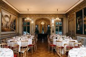 We peps révolutionne la location de salle en france et vous propose de louer des lieux hors du commun sur paris louez une maison, une villa, un appartement, un lieu atypique chez un particulier pour l'organisation d'un anniversaire, d'une soirée, d'un mariage. Top 15 Des Plus Beaux Lieux De Mariage En Alsace