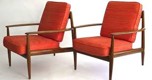 An Open Letter To Everyone Selling Furniture On Craigslist Furniture Selling Furniture Mid Century Modern Chair